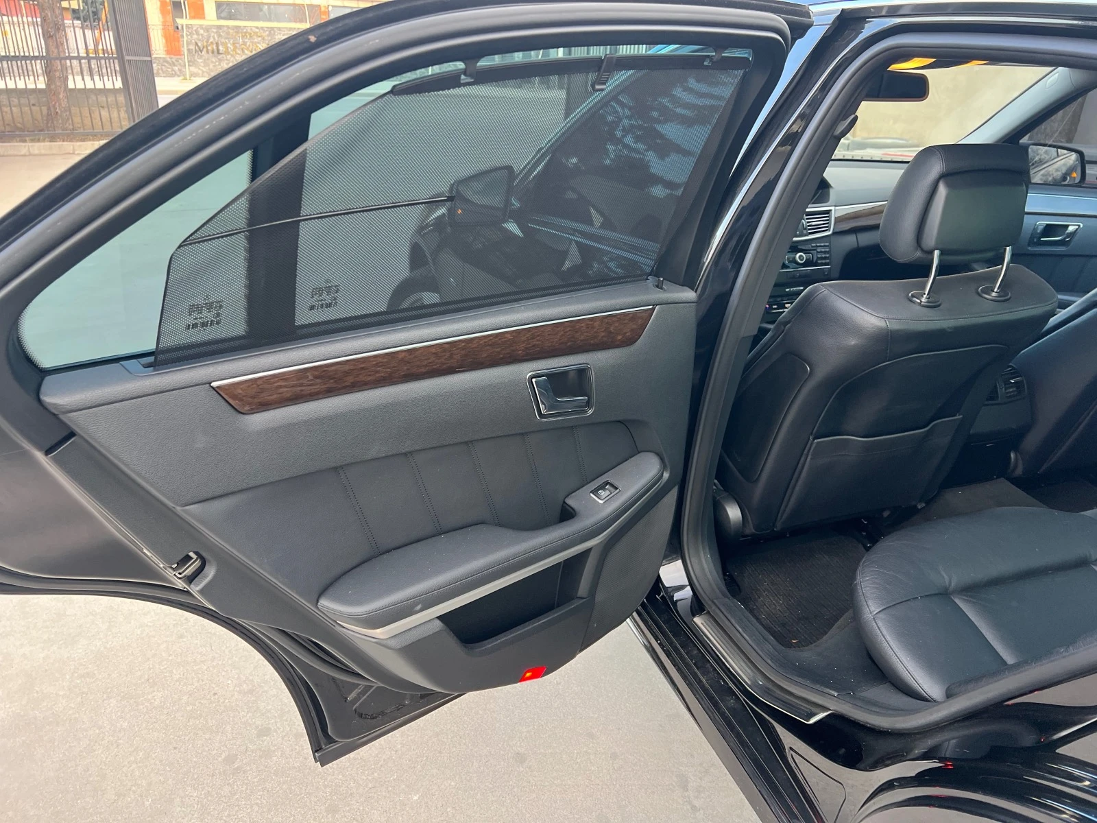 Mercedes-Benz E 350 4 matic | Mobile.bg — изображение 14