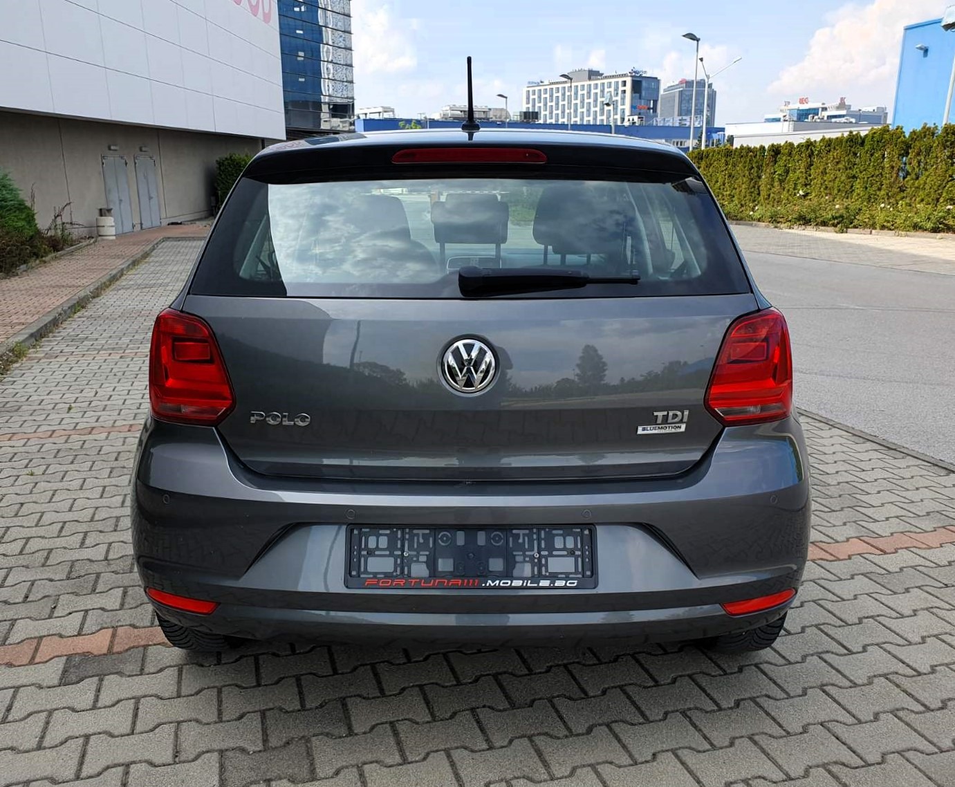 VW Polo 1.4tdi Trendline - изображение 5