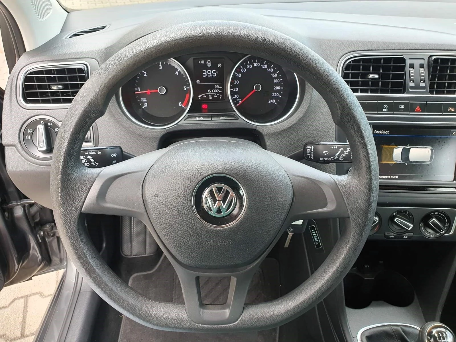 VW Polo 1.4tdi Trendline - изображение 9