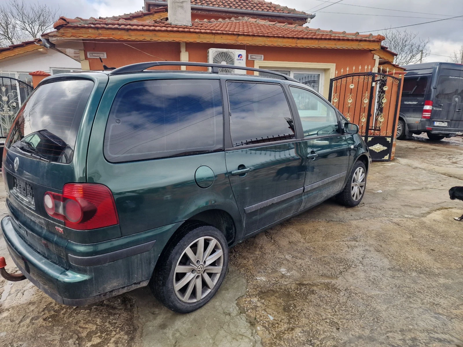 VW Sharan  - изображение 2