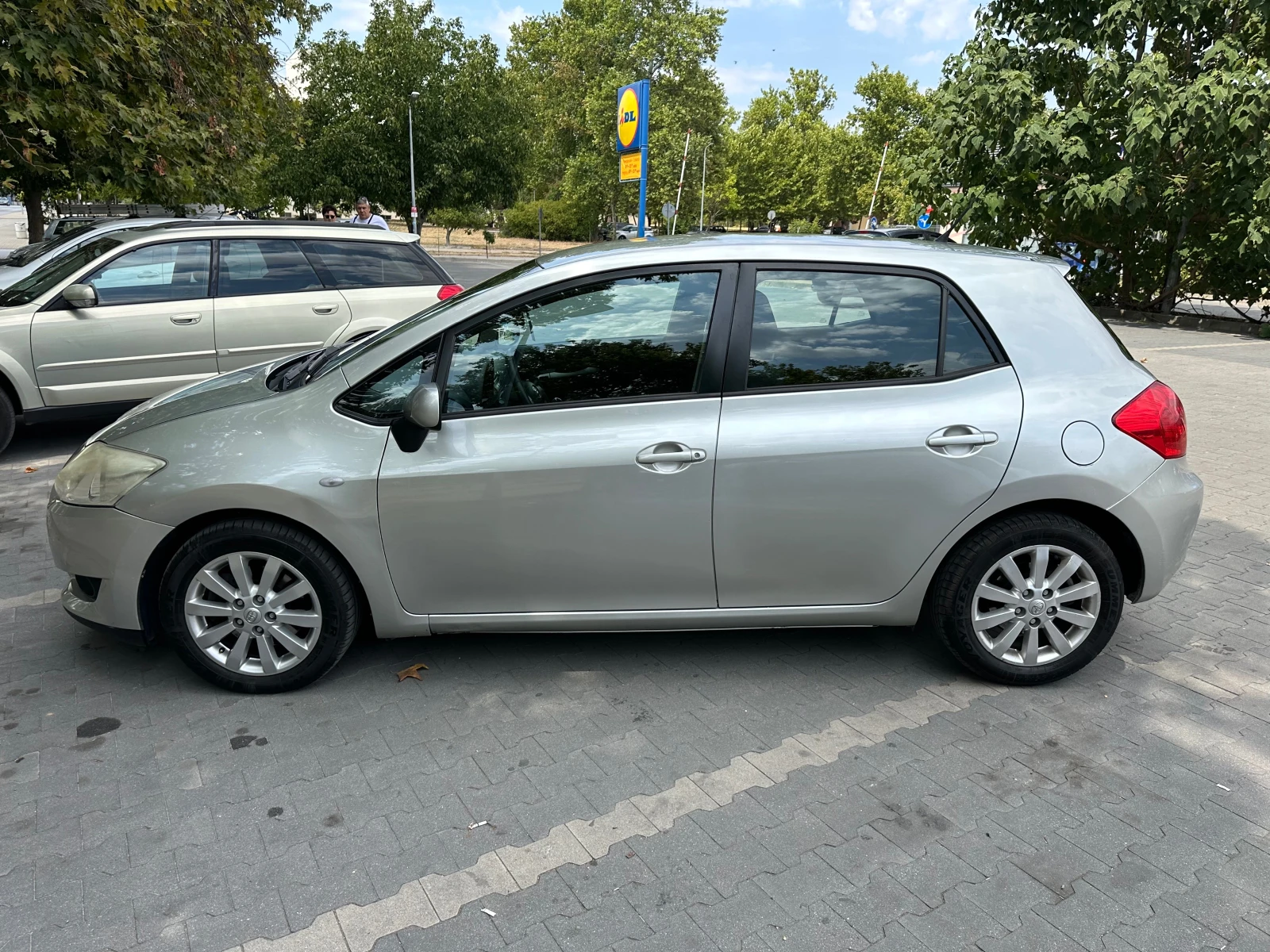 Toyota Auris 2.0D4D - изображение 6