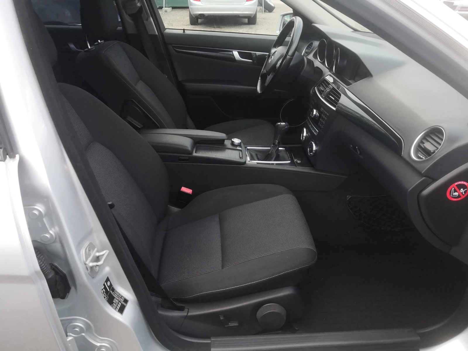 Mercedes-Benz C 180 i Бензин 156k.c. Euro 5 - изображение 10