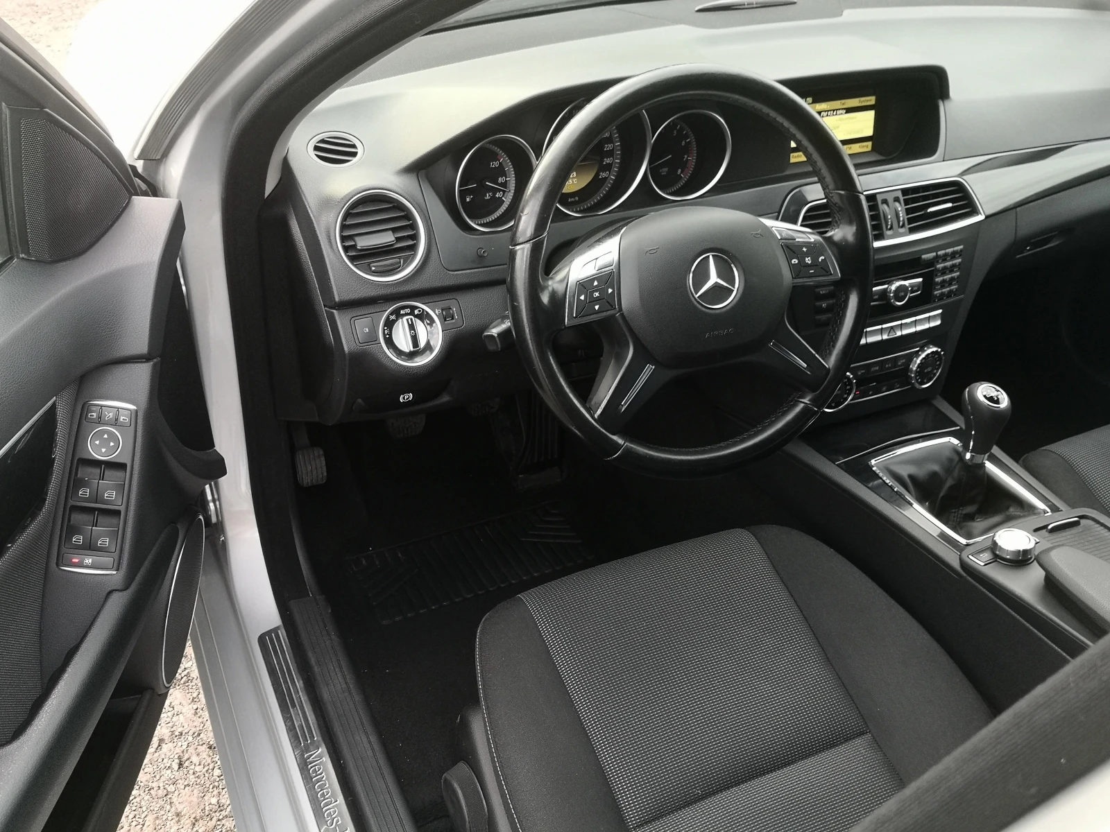 Mercedes-Benz C 180 i Бензин 156k.c. Euro 5 - изображение 6