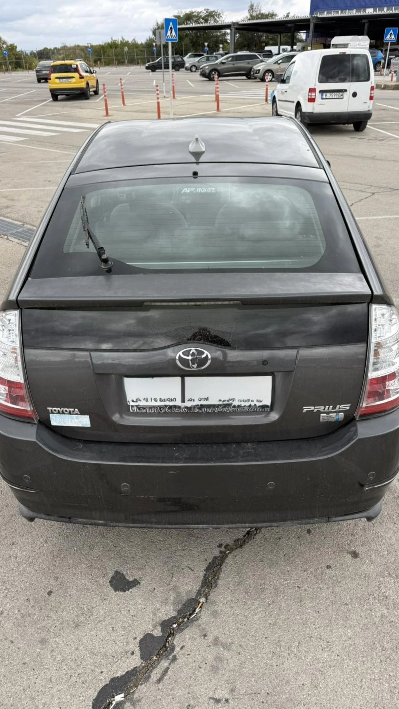 Toyota Prius Хибрид - изображение 6