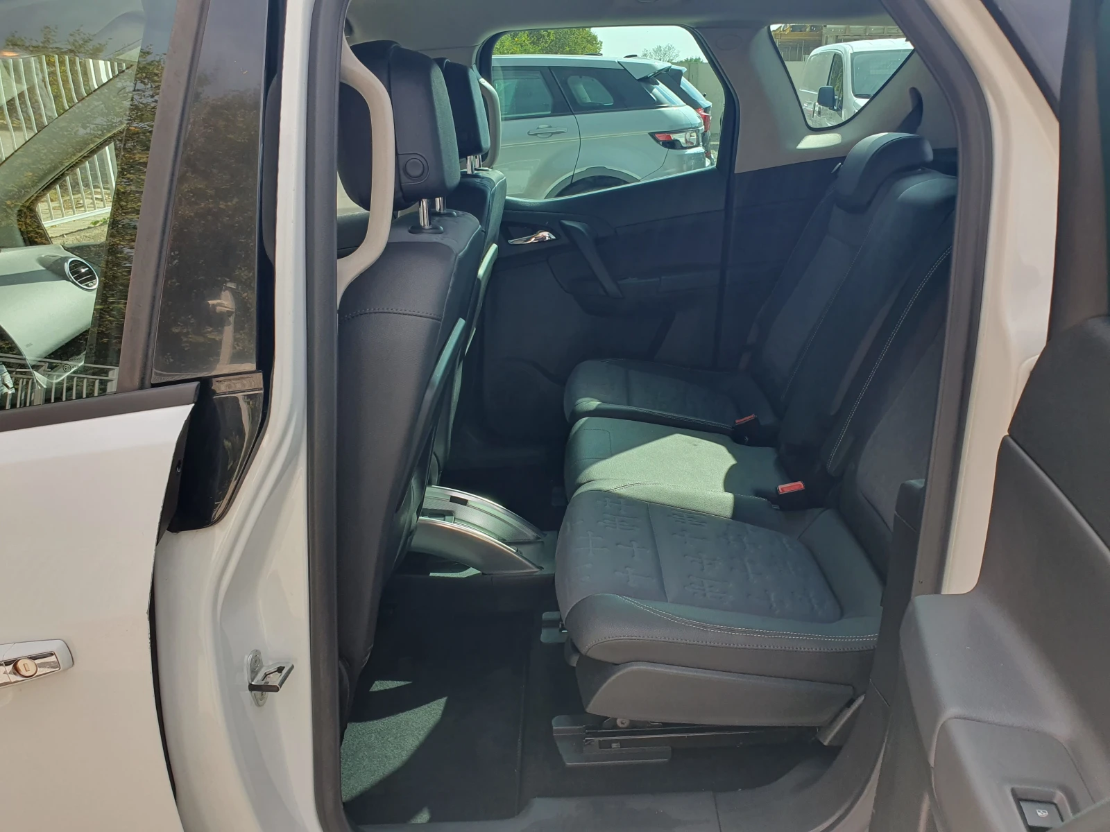 Opel Meriva 1.4/100кс | Mobile.bg — изображение 11