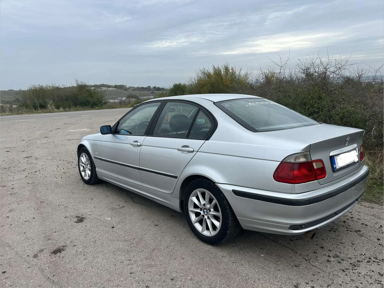 BMW 318  - изображение 4