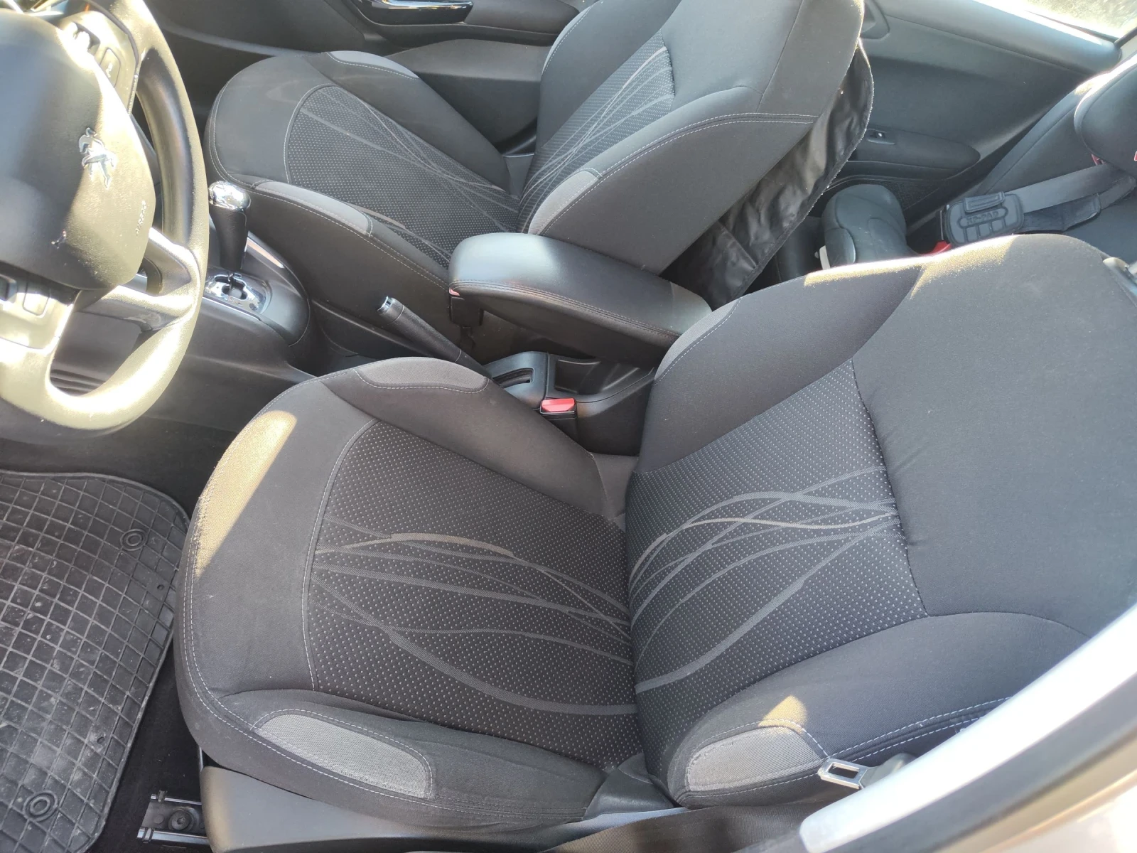 Peugeot 208 1.4 HDI automatic  - изображение 10