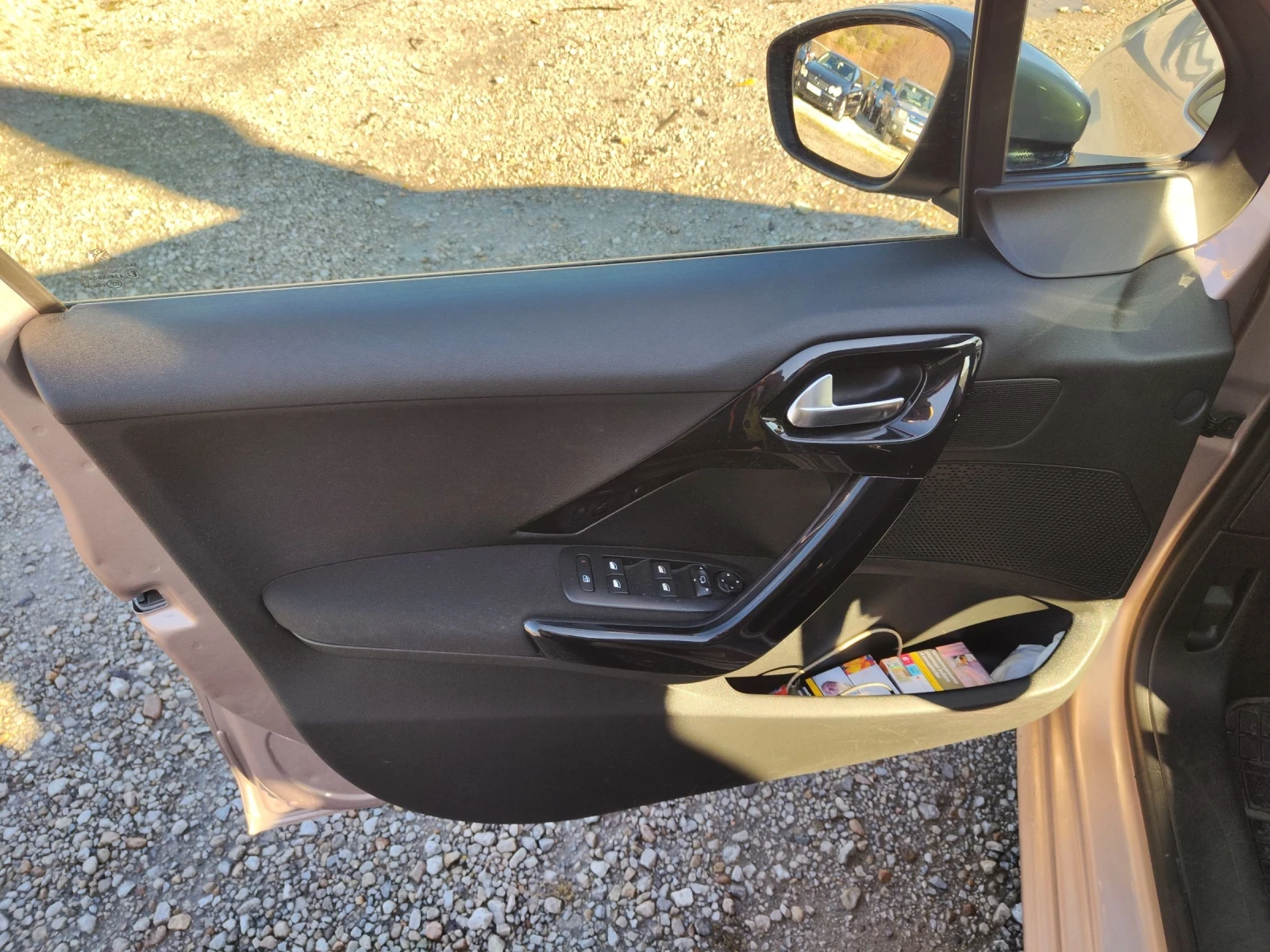 Peugeot 208 1.4 HDI automatic  - изображение 9