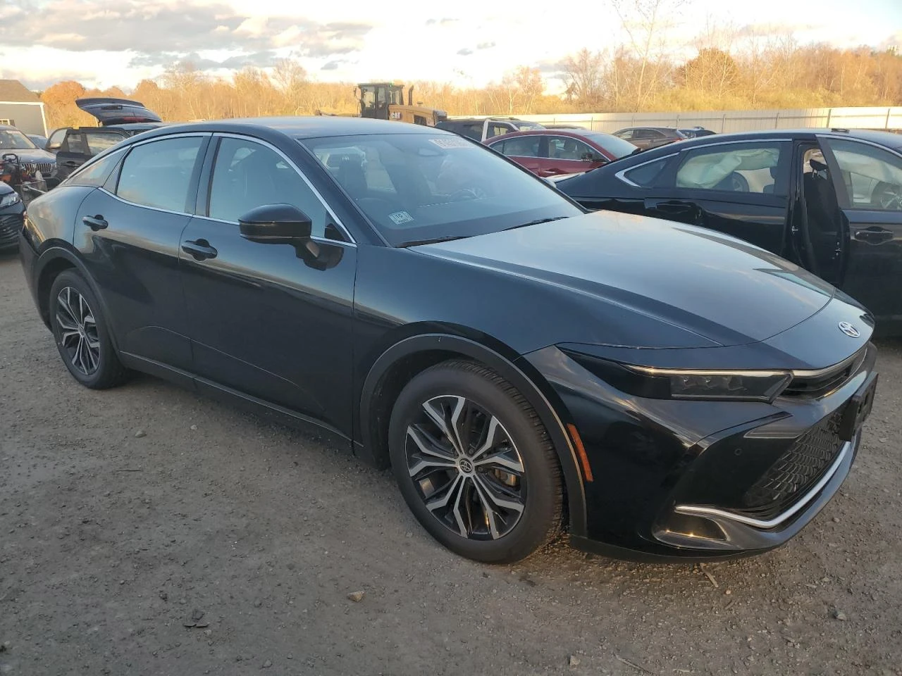 Toyota Crown 2.5 XLE - изображение 5