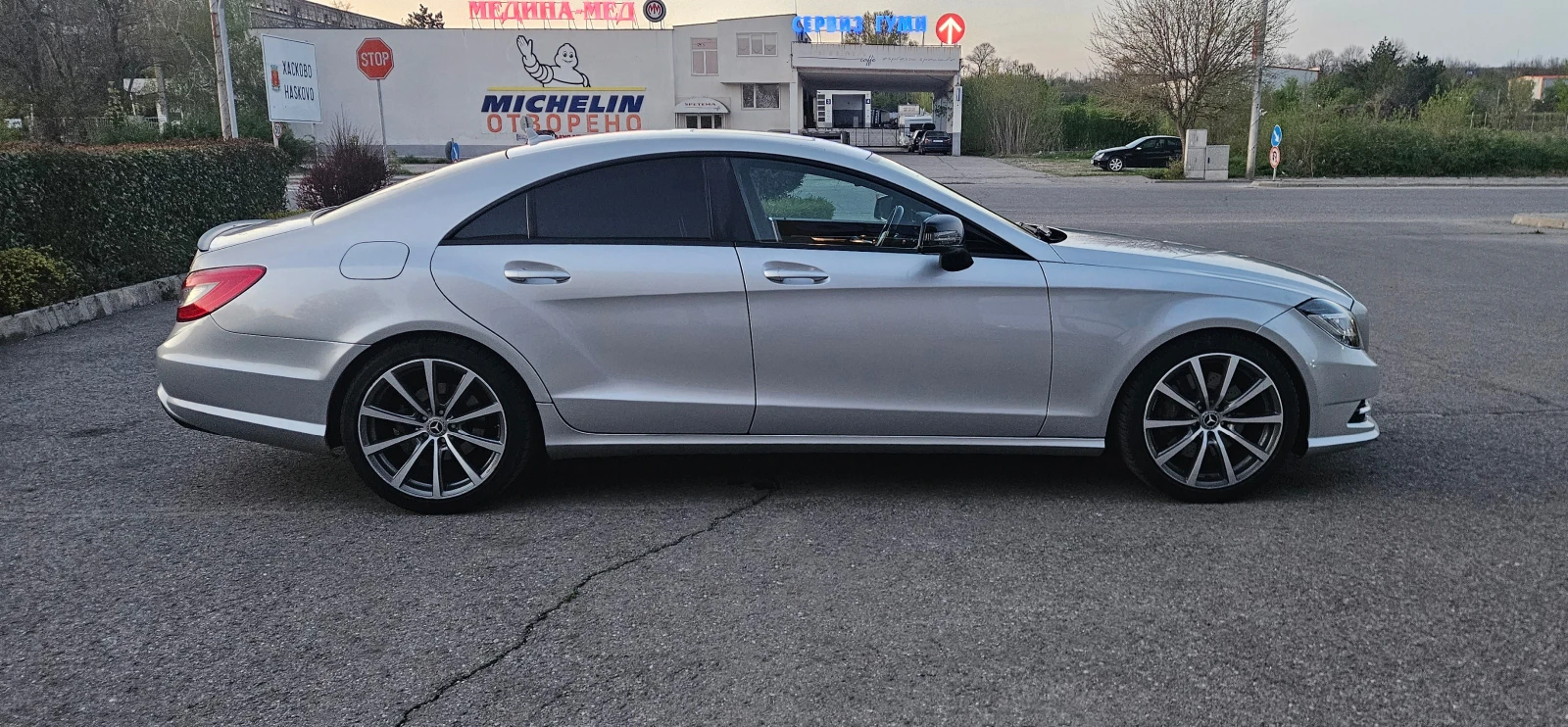 Mercedes-Benz CLS 350 AMG dist+ , обдухване, обслужена, снимка 4 - Автомобили и джипове - 53128945