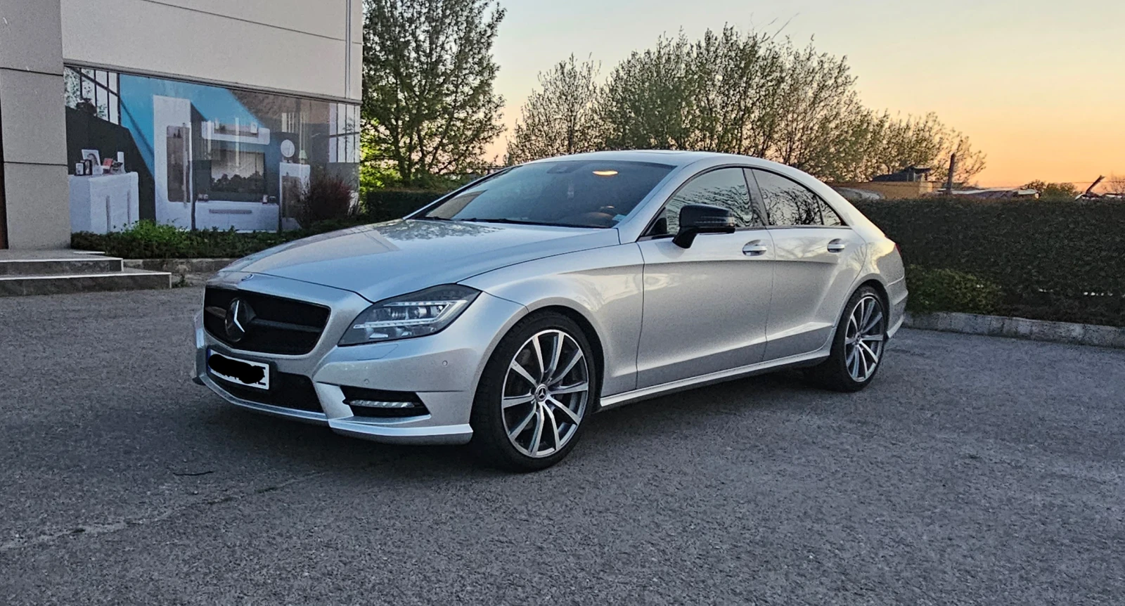 Mercedes-Benz CLS 350 AMG dist+ , обдухване, обслужена, снимка 2 - Автомобили и джипове - 53128945