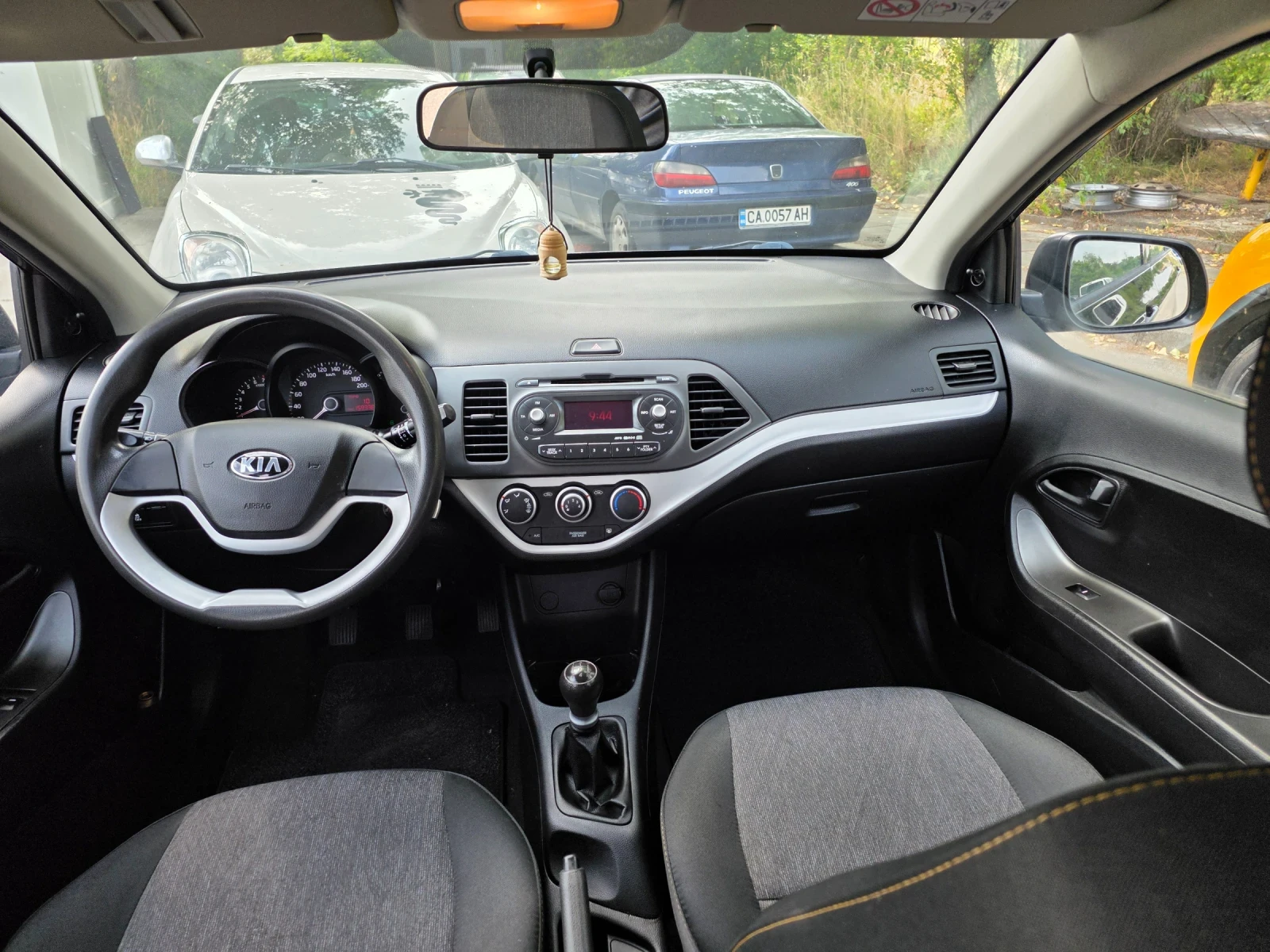 Kia Picanto 1.0БЕНЗИН/ФАБРИЧНА-ГАЗ/КЛИМАТИК , снимка 13 - Автомобили и джипове - 55018951