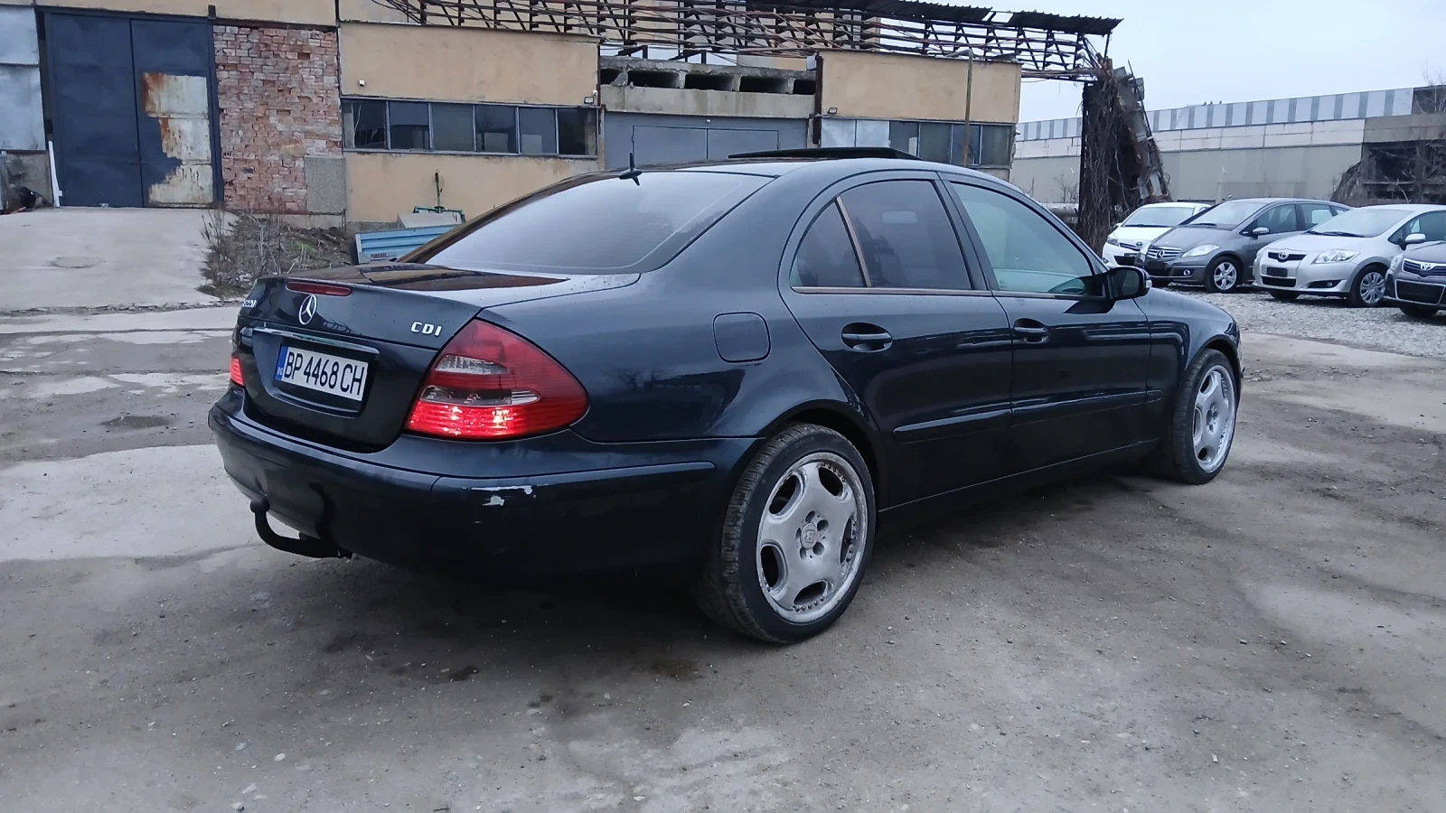 Mercedes-Benz E 220 2.2cdi 150кс, снимка 3 - Автомобили и джипове - 53960156