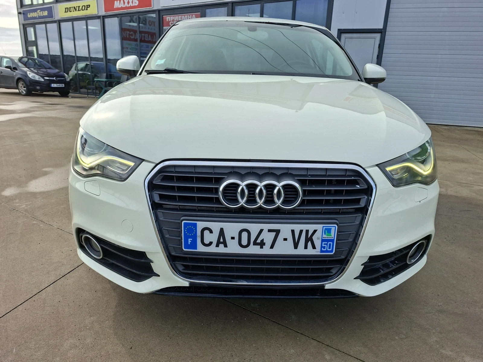 Audi A1, снимка 5 - Автомобили и джипове - 54008663
