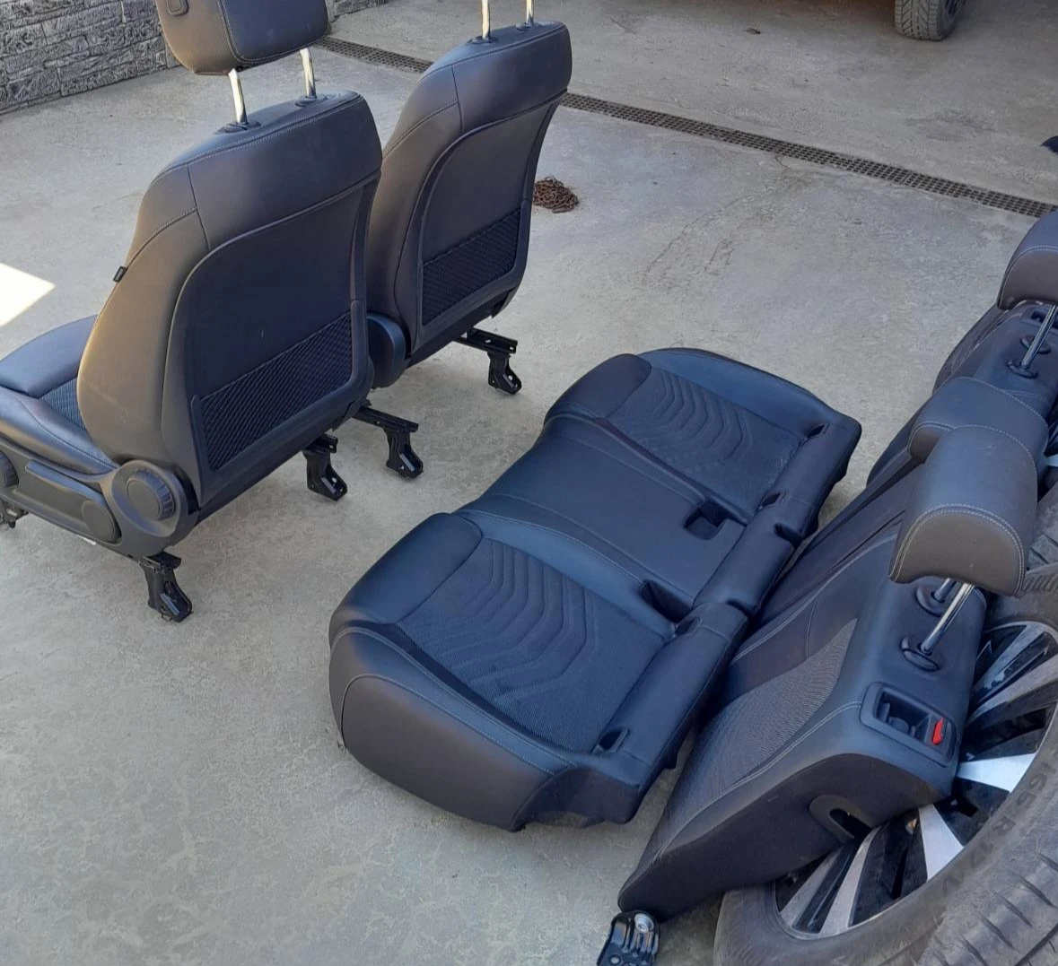 Mercedes-Benz CLA 200 1.4, снимка 17 - Автомобили и джипове - 54016139