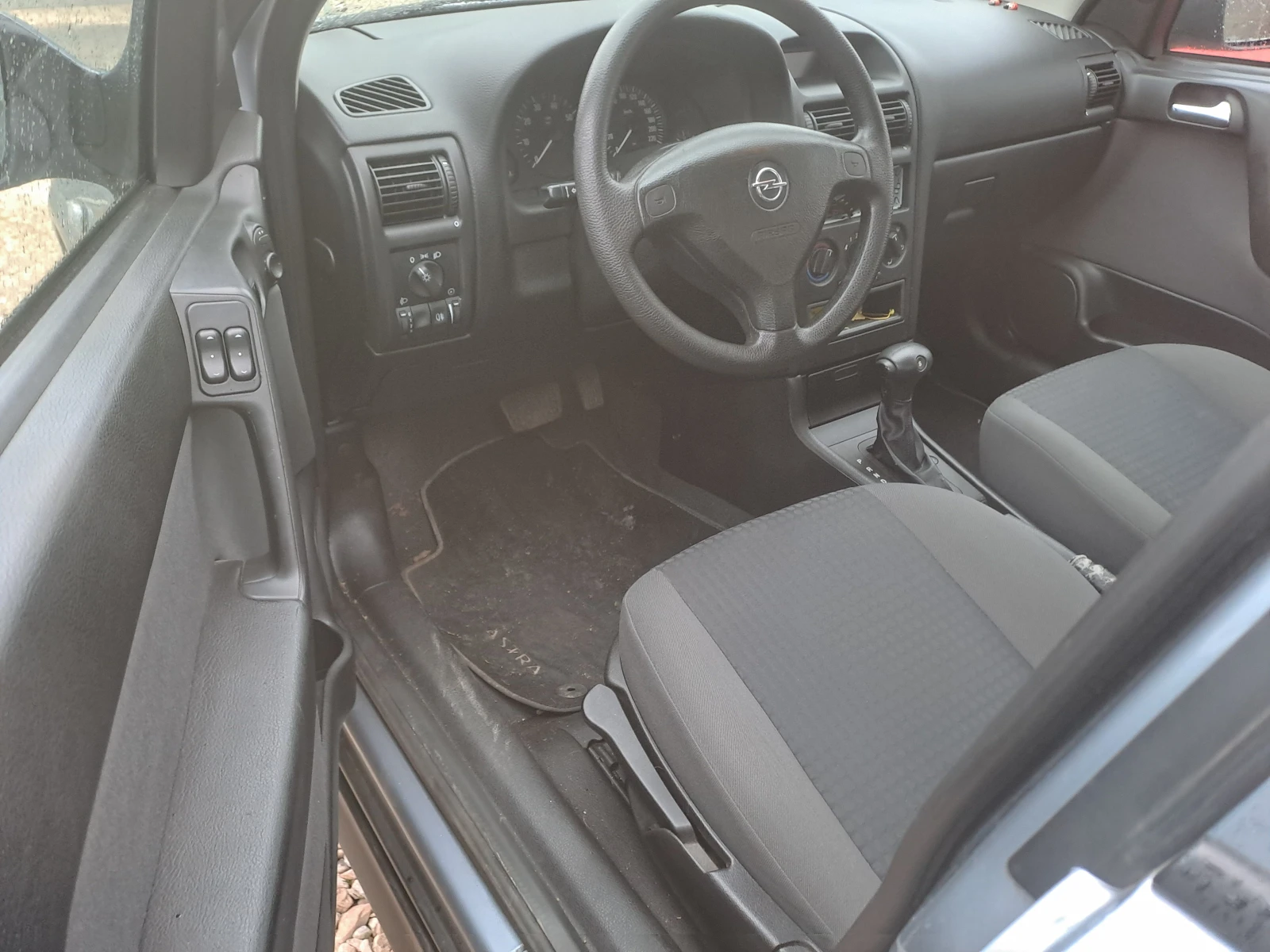 Opel Astra 1.6АВТОМАТ , снимка 7 - Автомобили и джипове - 54034314