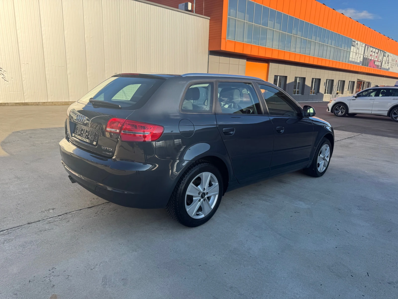 Audi A3 1.9TDI 175000km.100%, снимка 4 - Автомобили и джипове - 54160123