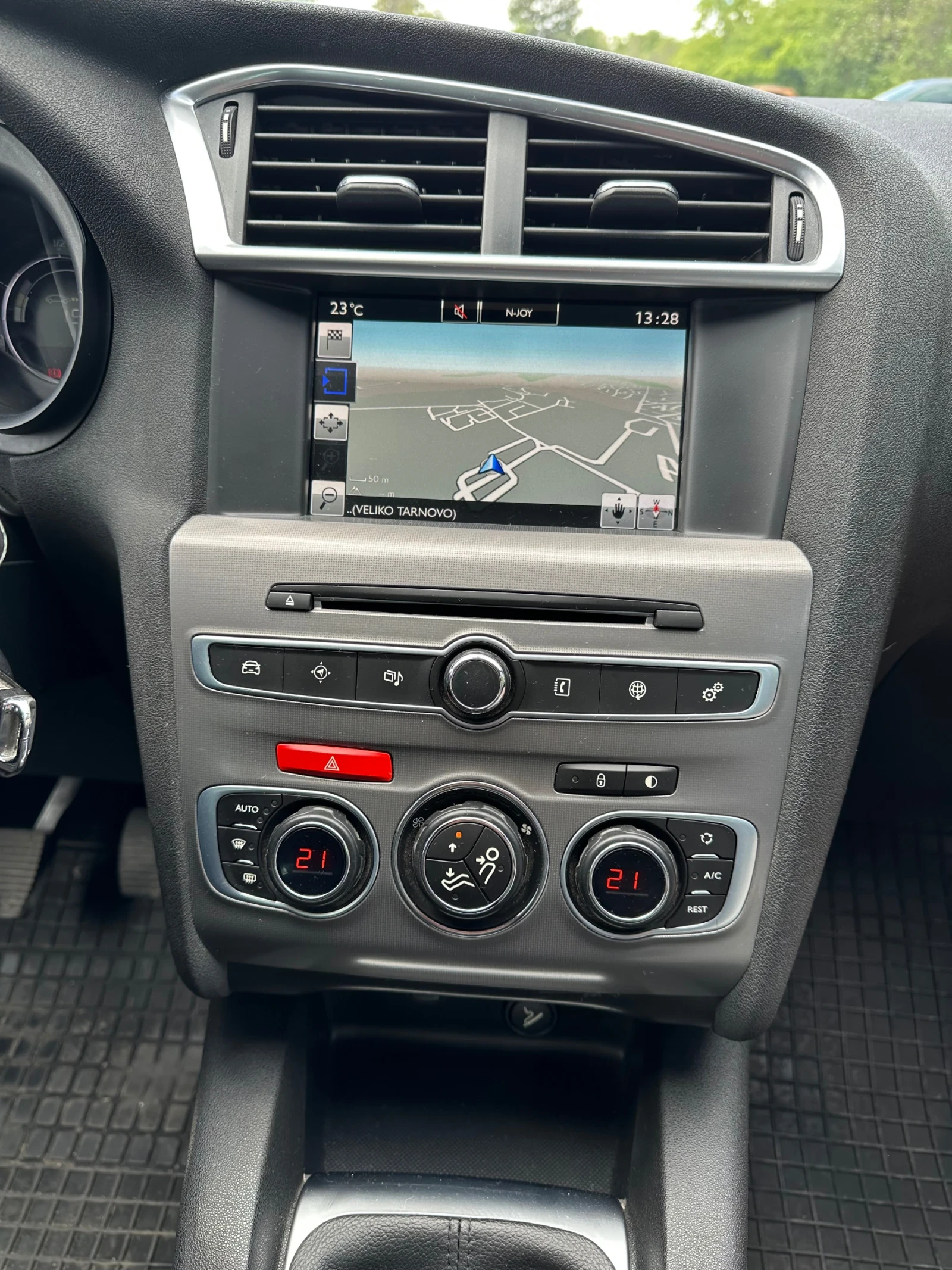 Citroen C4, снимка 8 - Автомобили и джипове - 54581564
