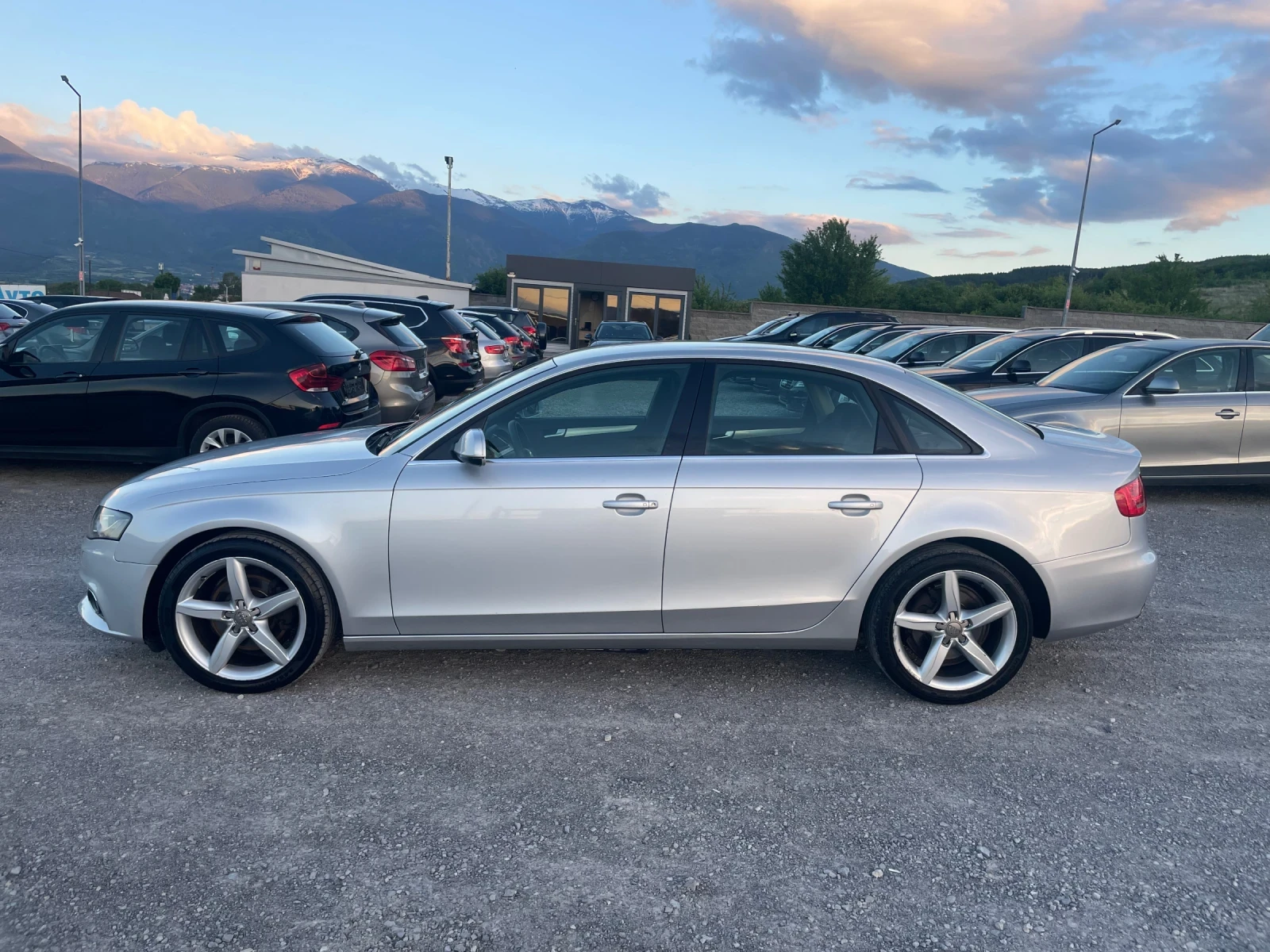 Audi A4 2.0TDI LED BI-XENON EURO5, снимка 4 - Автомобили и джипове - 54598478