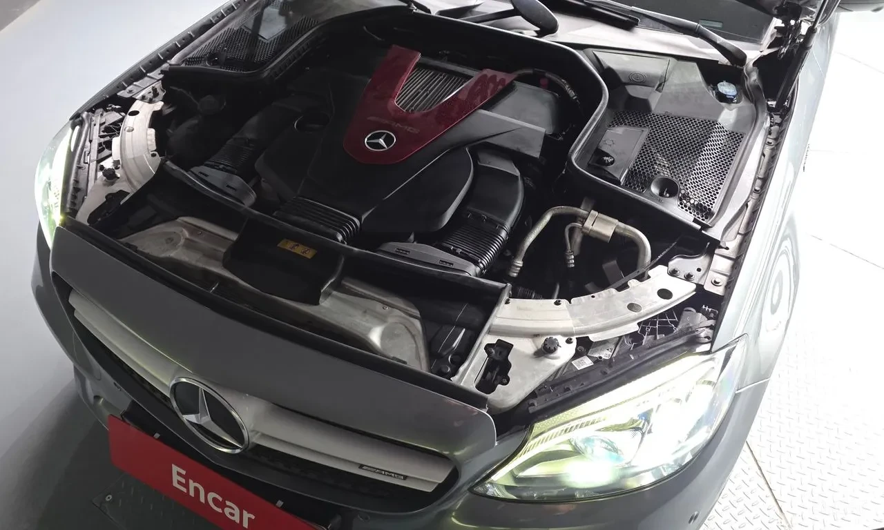 Mercedes-Benz C 43 AMG 4MATIC / FACELIFT / BURMESTER / 360 / PANO / HUD, снимка 7 - Автомобили и джипове - 54777892