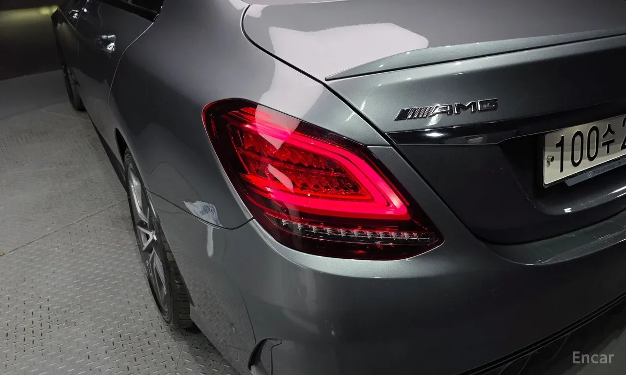 Mercedes-Benz C 43 AMG 4MATIC / FACELIFT / BURMESTER / 360 / PANO / HUD, снимка 6 - Автомобили и джипове - 54777892