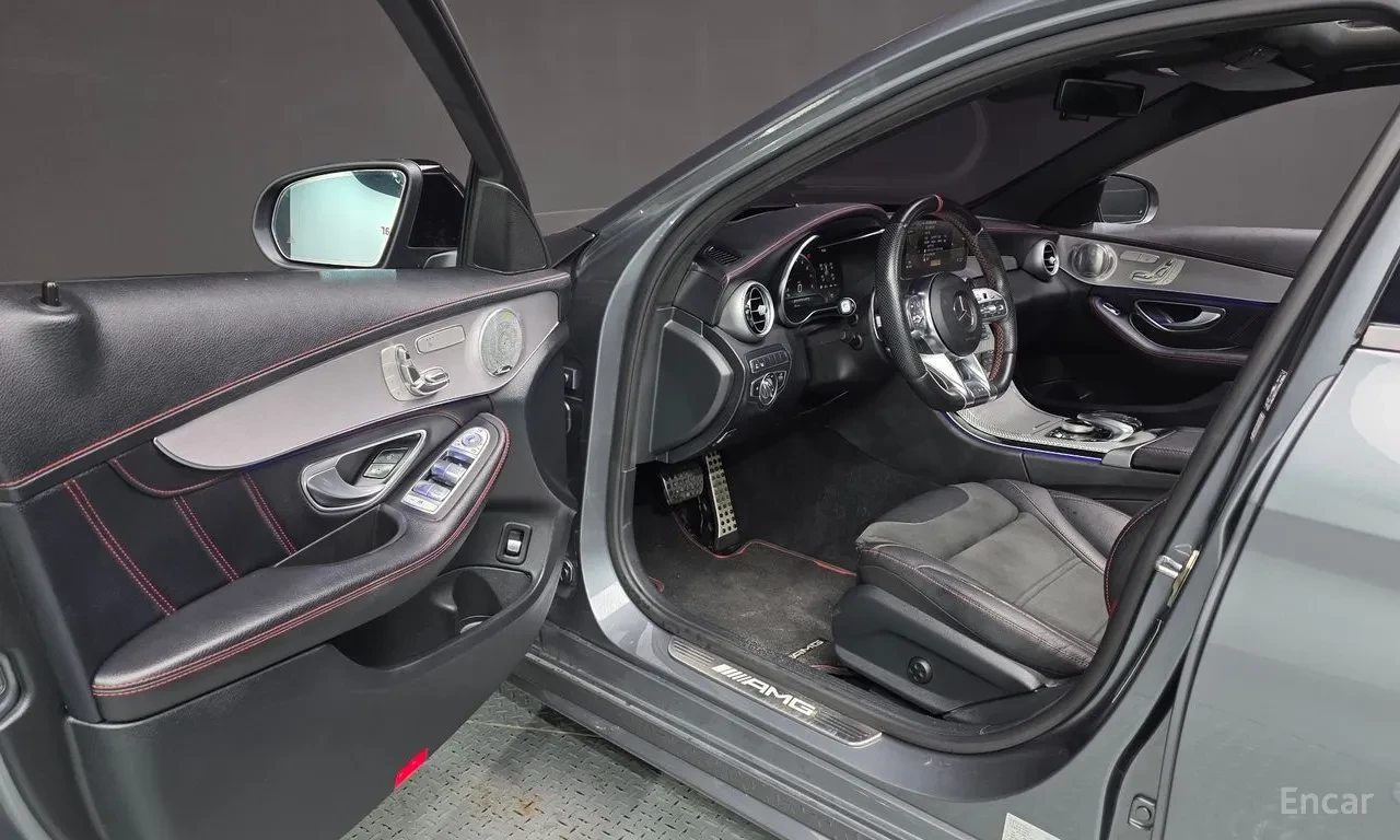 Mercedes-Benz C 43 AMG 4MATIC / FACELIFT / BURMESTER / 360 / PANO / HUD, снимка 8 - Автомобили и джипове - 54777892