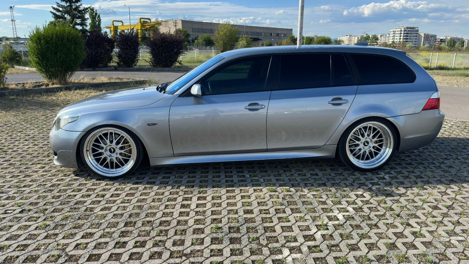 BMW 530 BMW E61 | RWD | MT, снимка 5 - Автомобили и джипове - 56352653