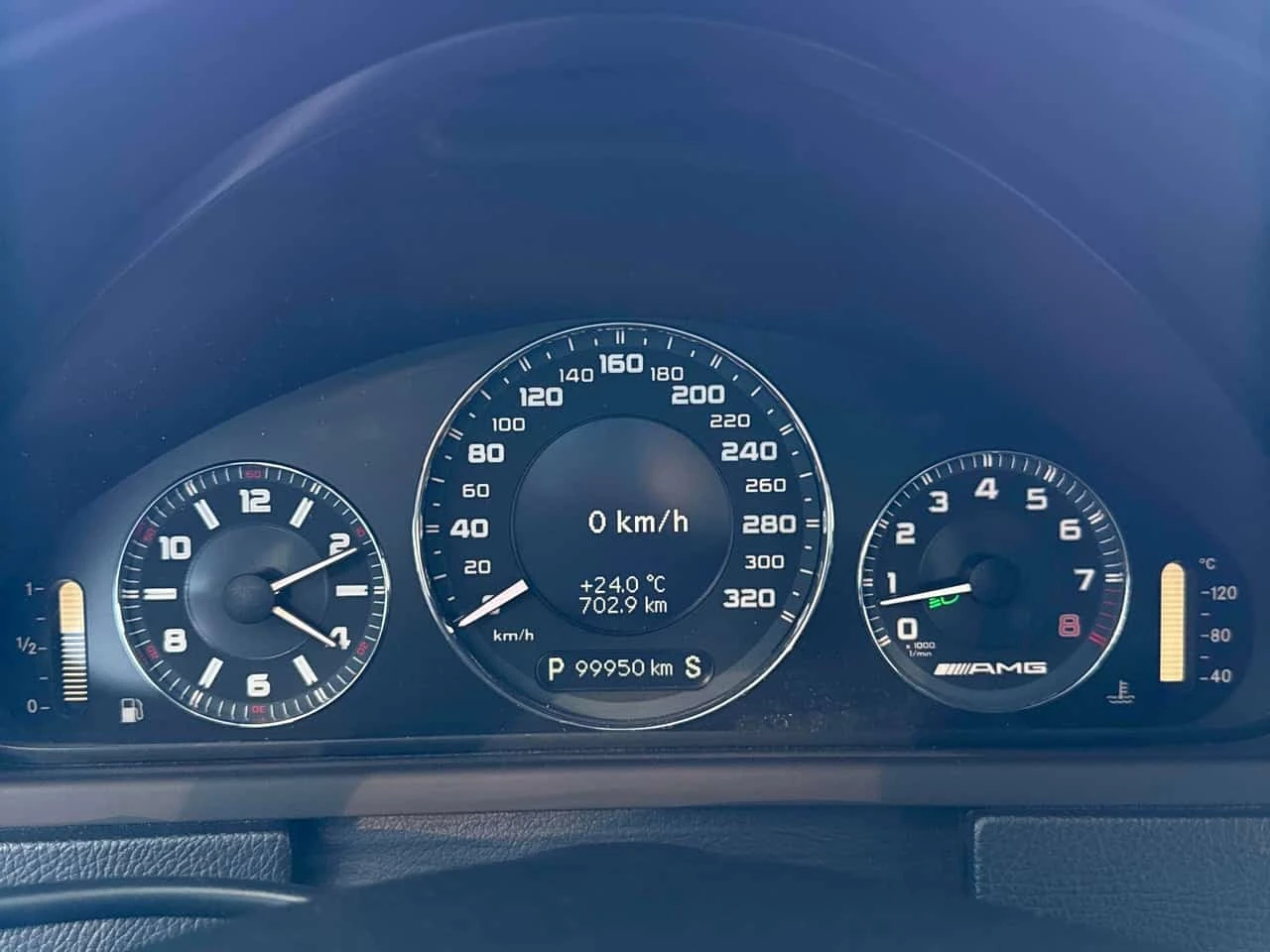 Mercedes-Benz CLK * 6.2L AMG * CARFAX *  | Mobile.bg � ����������� 8