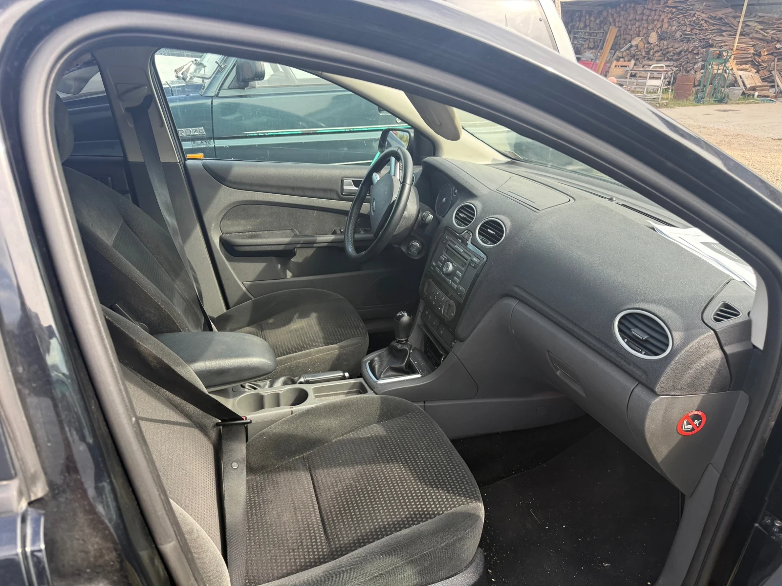 Ford Focus Chia 1.6 , снимка 5 - Автомобили и джипове - 56583933
