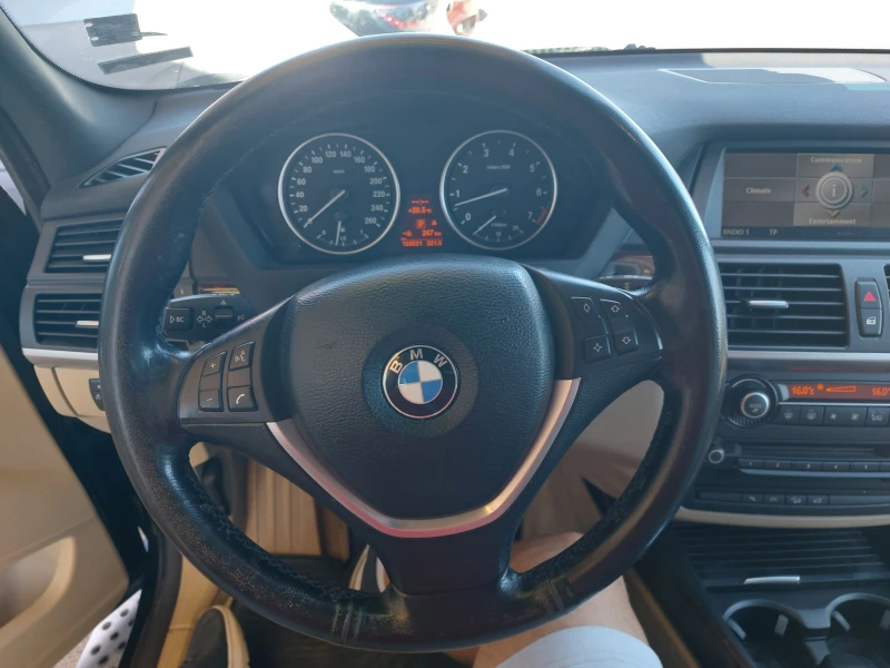 BMW X5 4.8 is* 160 000 км.* ИТАЛИЯ* FULL EXTRI, снимка 11 - Автомобили и джипове - 51534634