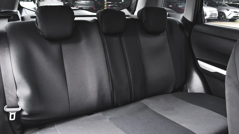 Suzuki Vitara 1.6 VVT 4x4 Automatic, снимка 11 - Автомобили и джипове - 52036423