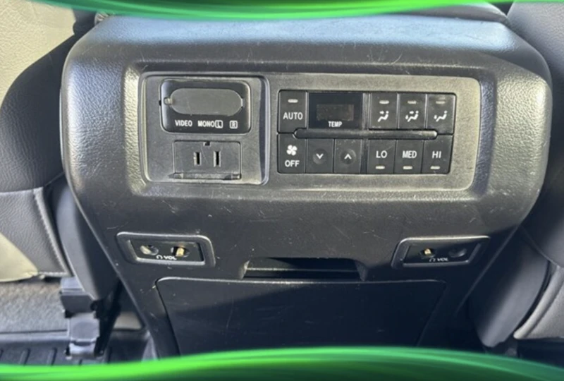 Toyota Sequoia Platinum* АВТОКРЕДИТ* , снимка 10 - Автомобили и джипове - 52749833