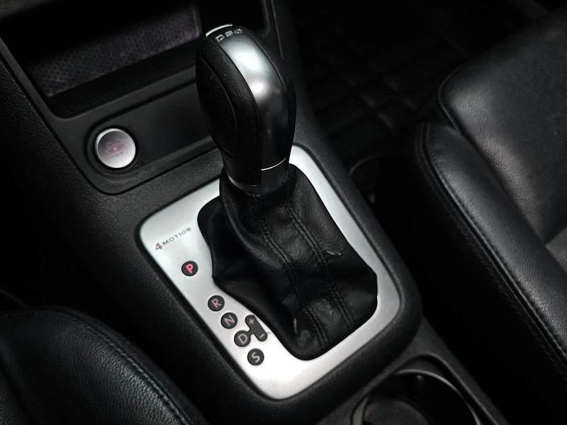 VW Tiguan 2.0 TDI  Premium| 140к.с.| ВКЛ.ТЕХНОТЕСТ, снимка 9 - Автомобили и джипове - 55562881
