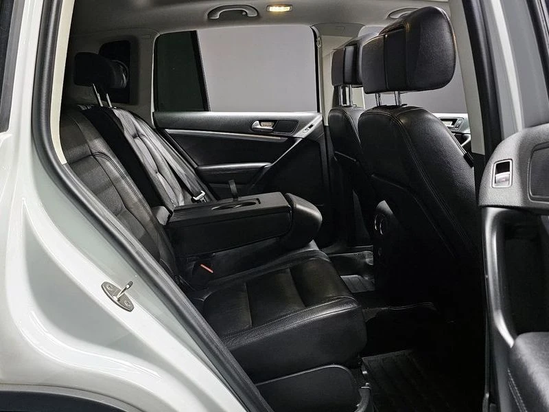VW Tiguan 2.0 TDI  Premium| 140к.с.| ВКЛ.ТЕХНОТЕСТ, снимка 11 - Автомобили и джипове - 55562881