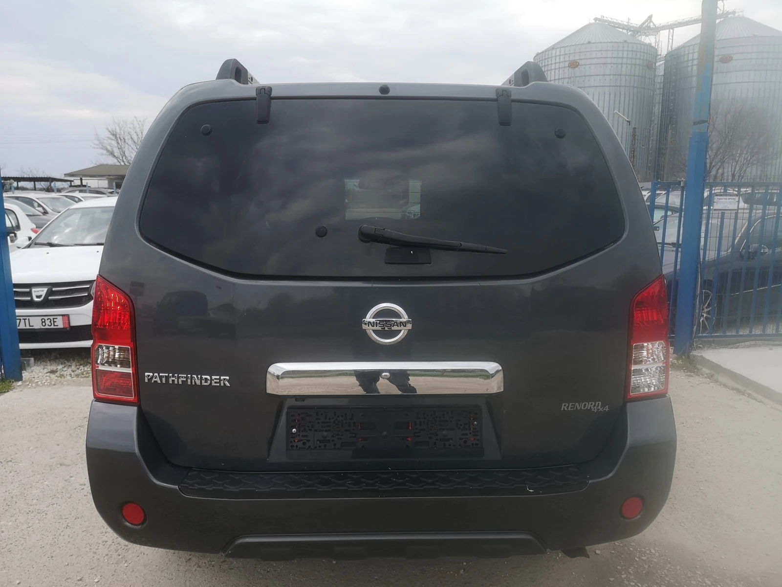 Nissan Pathfinder 3.0/v6 240kcFACE - изображение 7