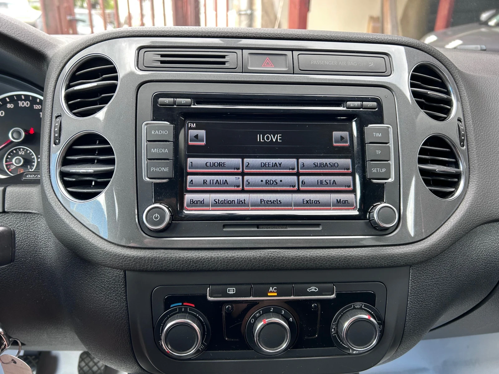 VW Tiguan 2.0TDI 124000км!!!FACE - изображение 9