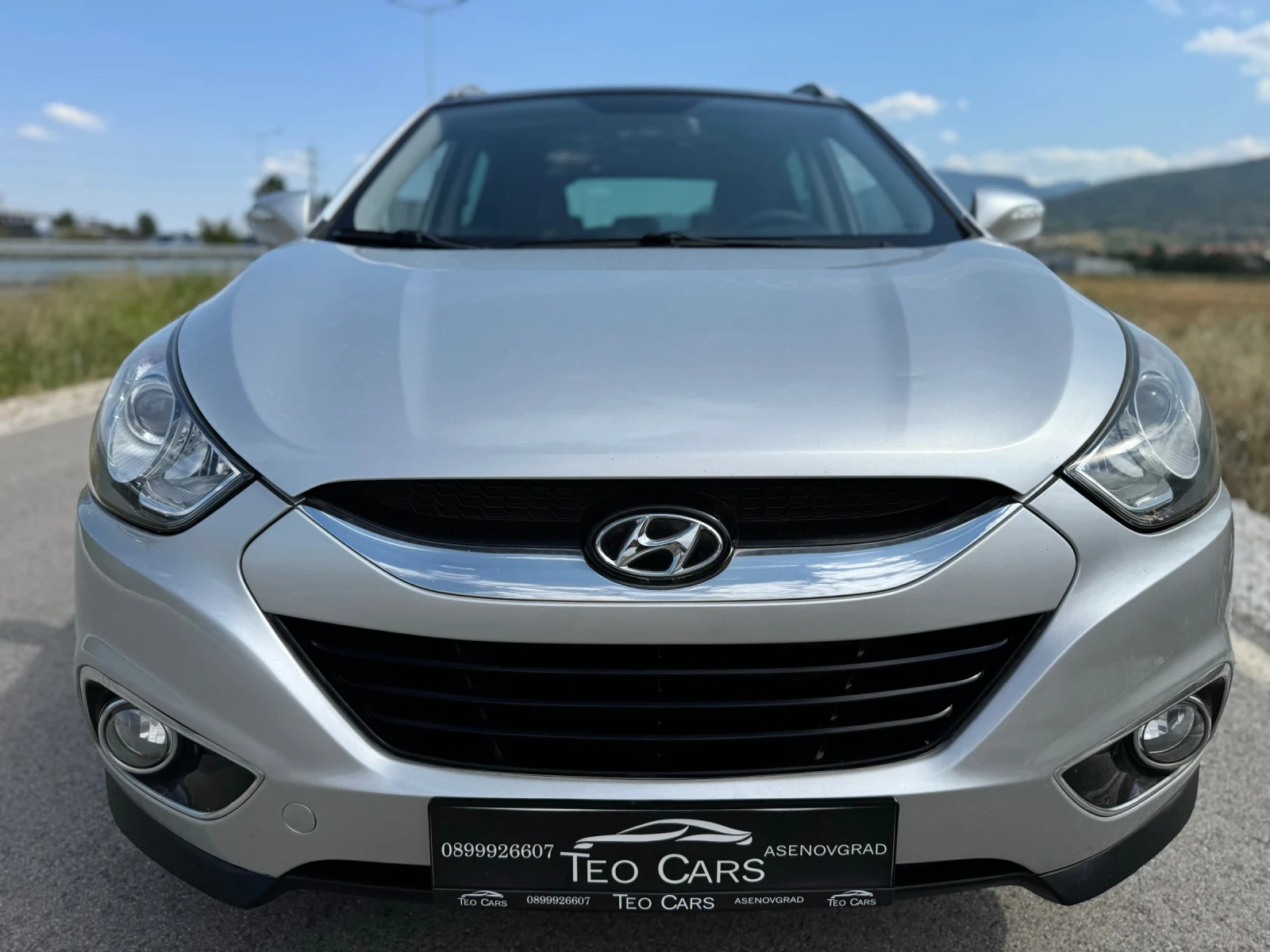 Hyundai IX35 2.0 CRDi / 4WD / PANORAMA / KOJA / PODGREV - изображение 2