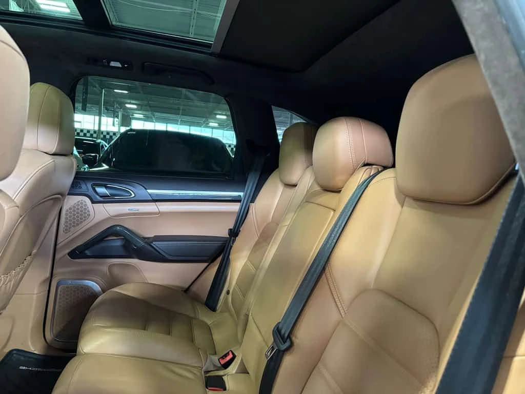 Porsche Cayenne * Turbo AWD| V8| NAV| BURMESTER| CARAMELSEATS| PAN - изображение 10