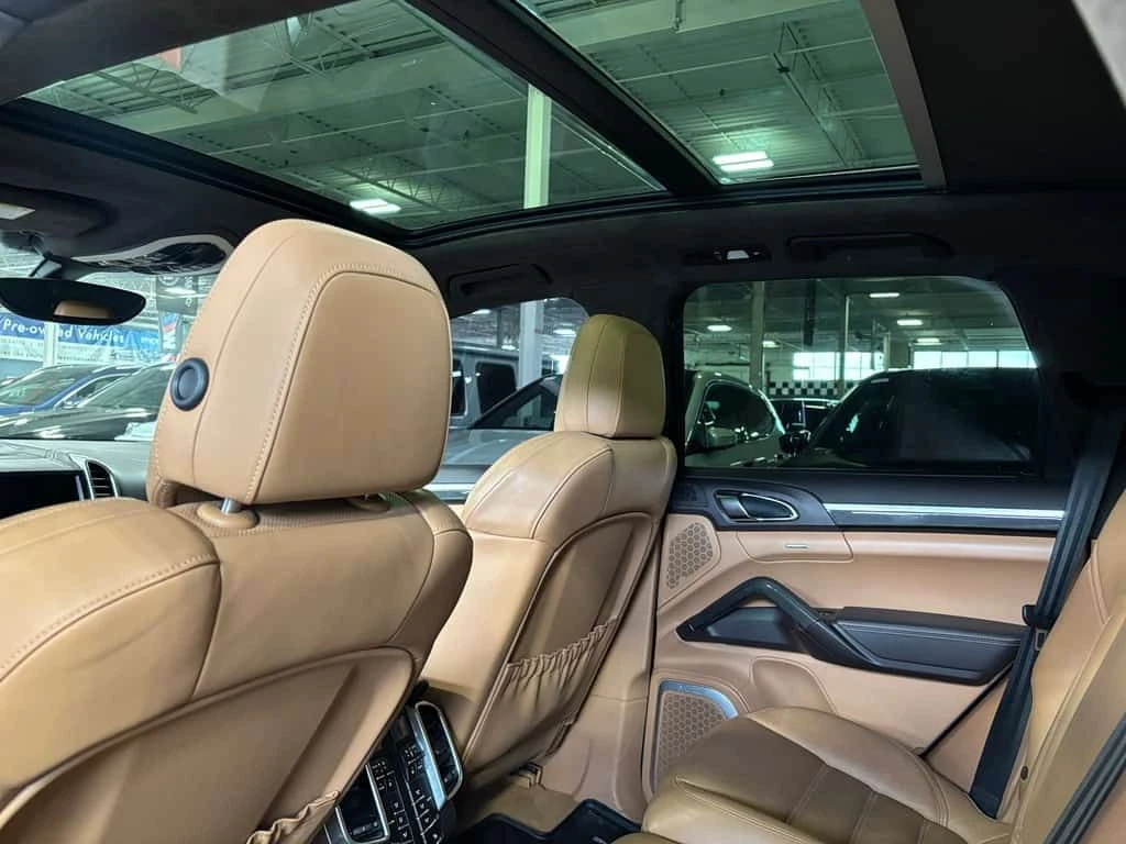 Porsche Cayenne * Turbo AWD| V8| NAV| BURMESTER| CARAMELSEATS| PAN - изображение 7