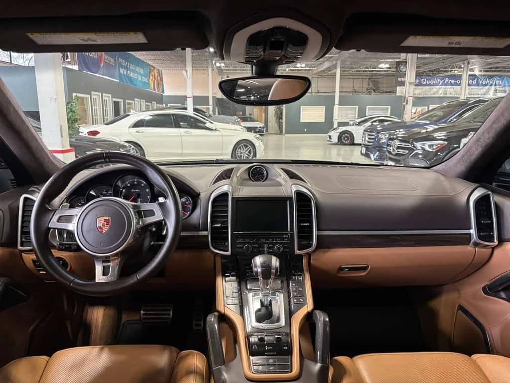 Porsche Cayenne * Turbo AWD| V8| NAV| BURMESTER| CARAMELSEATS| PAN - изображение 5