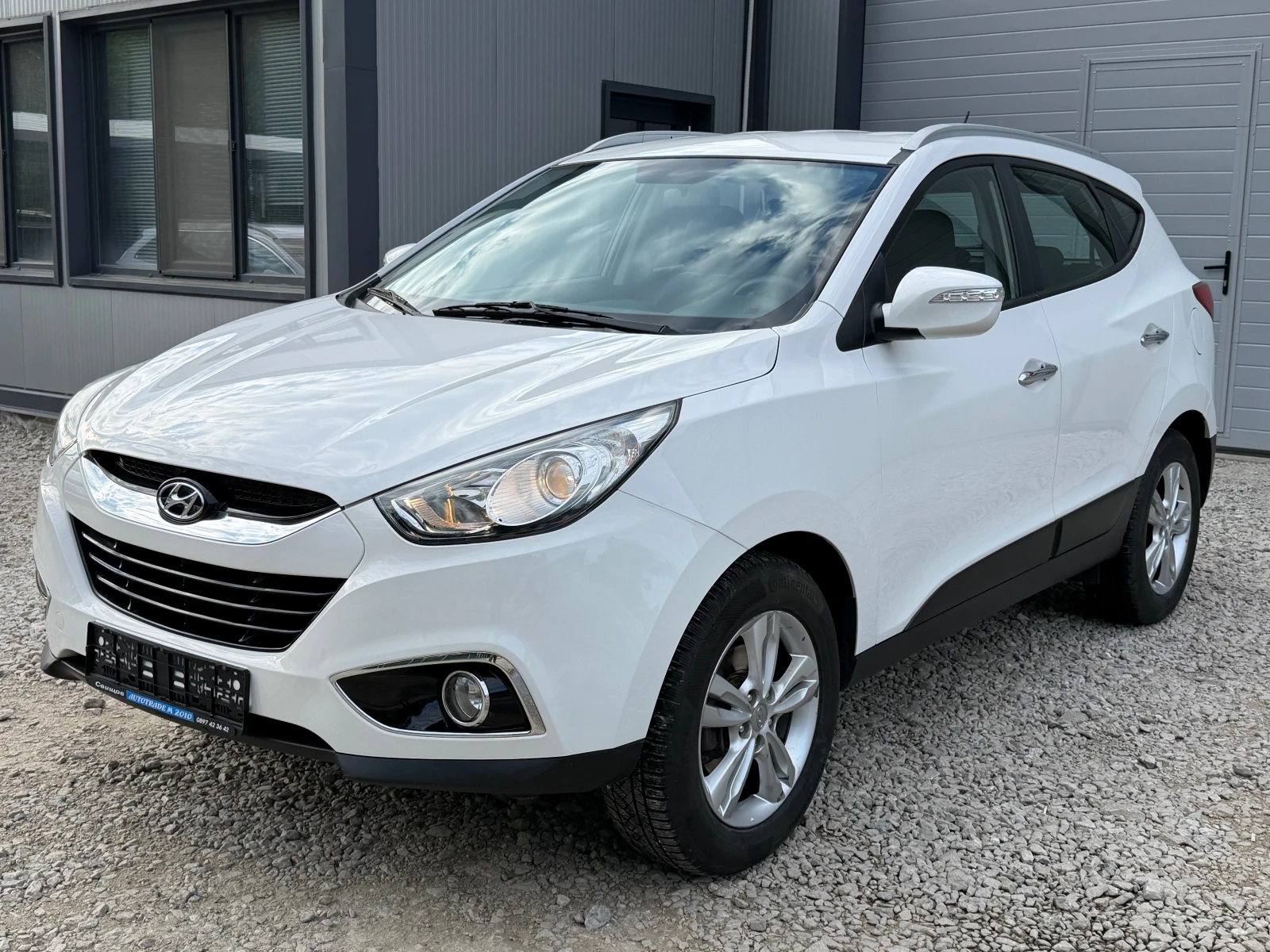 Hyundai IX35 2.0BENZIN* GAZ* 4x4* TOP, снимка 4 - Автомобили и джипове - 54390404