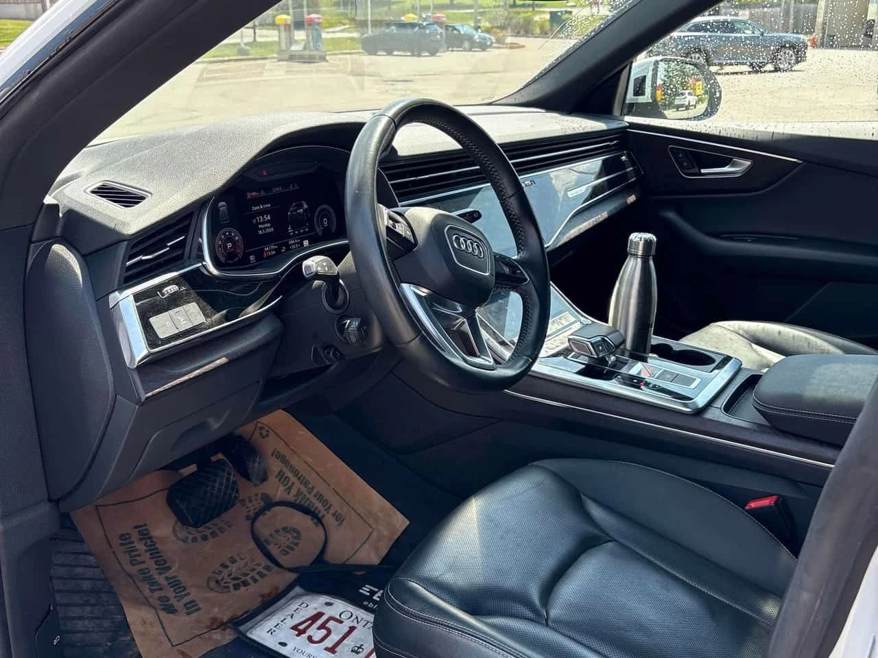 Audi Q8 | Progressiv | DISTRONIC | 360 | ОБДУХВАНЕ | , снимка 5 - Автомобили и джипове - 54649799