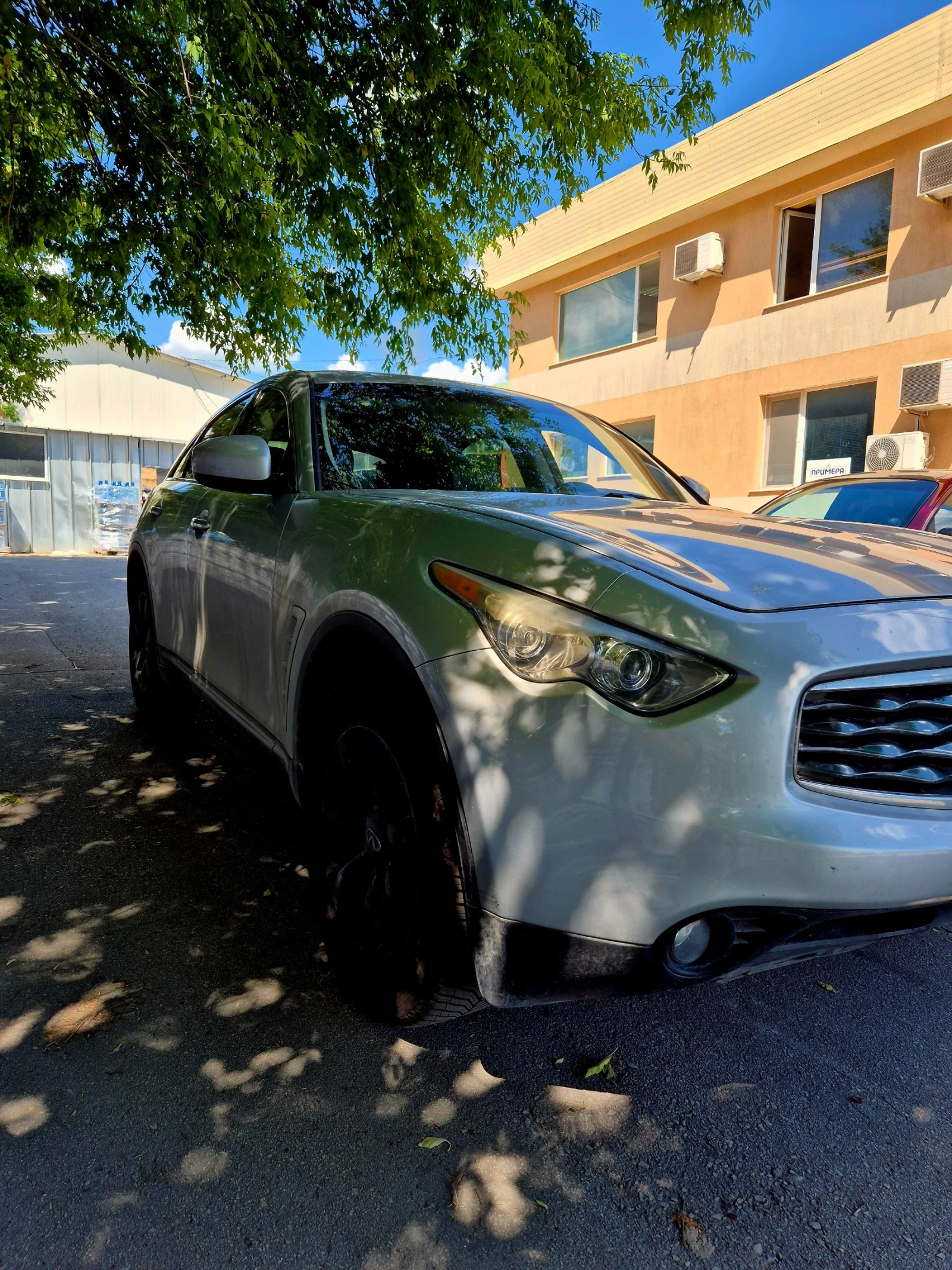 Infiniti Fx 35, снимка 4 - Автомобили и джипове - 54754943