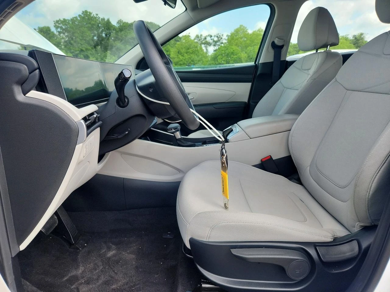 Hyundai Tucson SE, снимка 7 - Автомобили и джипове - 54776474