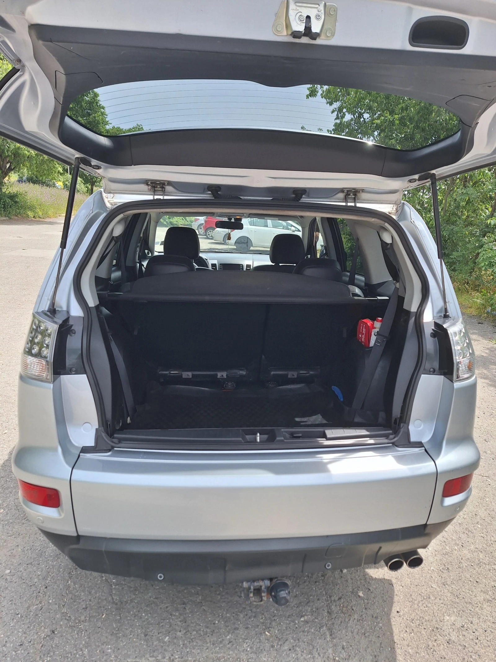 Mitsubishi Outlander, снимка 5 - Автомобили и джипове - 54915960