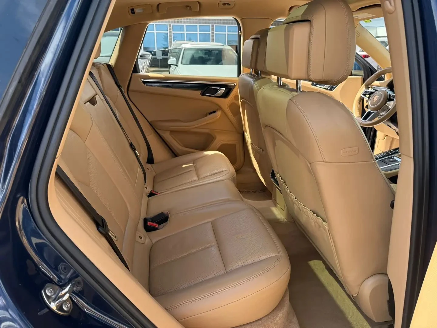 Porsche Macan S* AWD* PANO* ОБДУХ, снимка 17 - Автомобили и джипове - 55468298