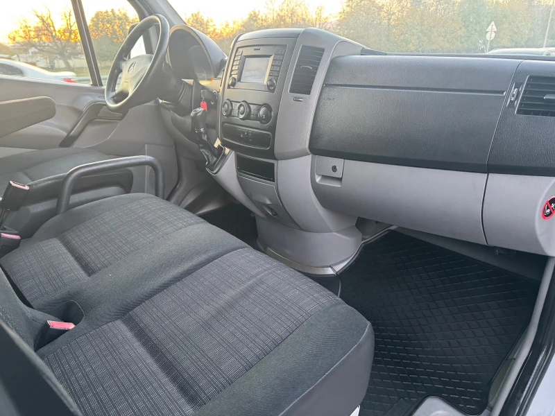 Mercedes-Benz Sprinter 316 CDI* Автомат* Клима* Нави* Германия* Оригинал* Топ, снимка 15 - Бусове и автобуси - 52255709
