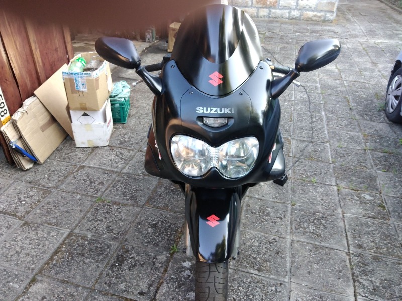 Suzuki Katana 750i, снимка 2 - Мотоциклети и мототехника - 45595450