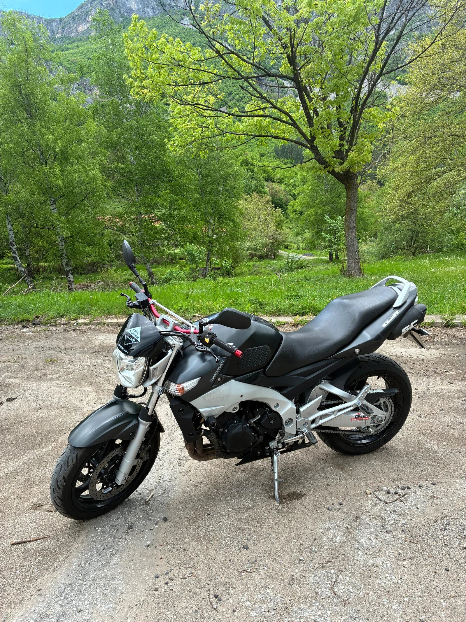 Suzuki Gsr 600