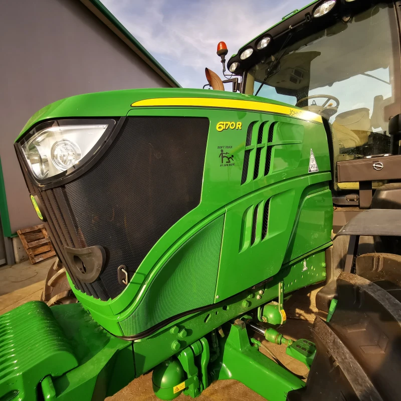 Трактор John Deere 6170R ЛИЗИНГ с 20%първоначална вноска, снимка 6 - Селскостопанска техника - 43596430